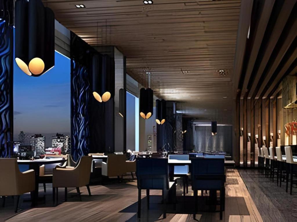 วินด์แฮม แกรนด์ พลาซา รอยัล หัวยู ฉงชิง Hotel ฉงชิ่ง ภายนอก รูปภาพ