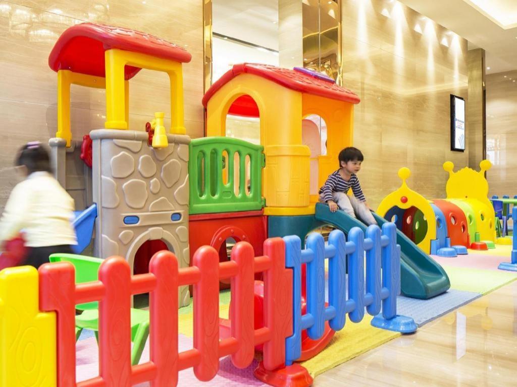 วินด์แฮม แกรนด์ พลาซา รอยัล หัวยู ฉงชิง Hotel ฉงชิ่ง ภายนอก รูปภาพ