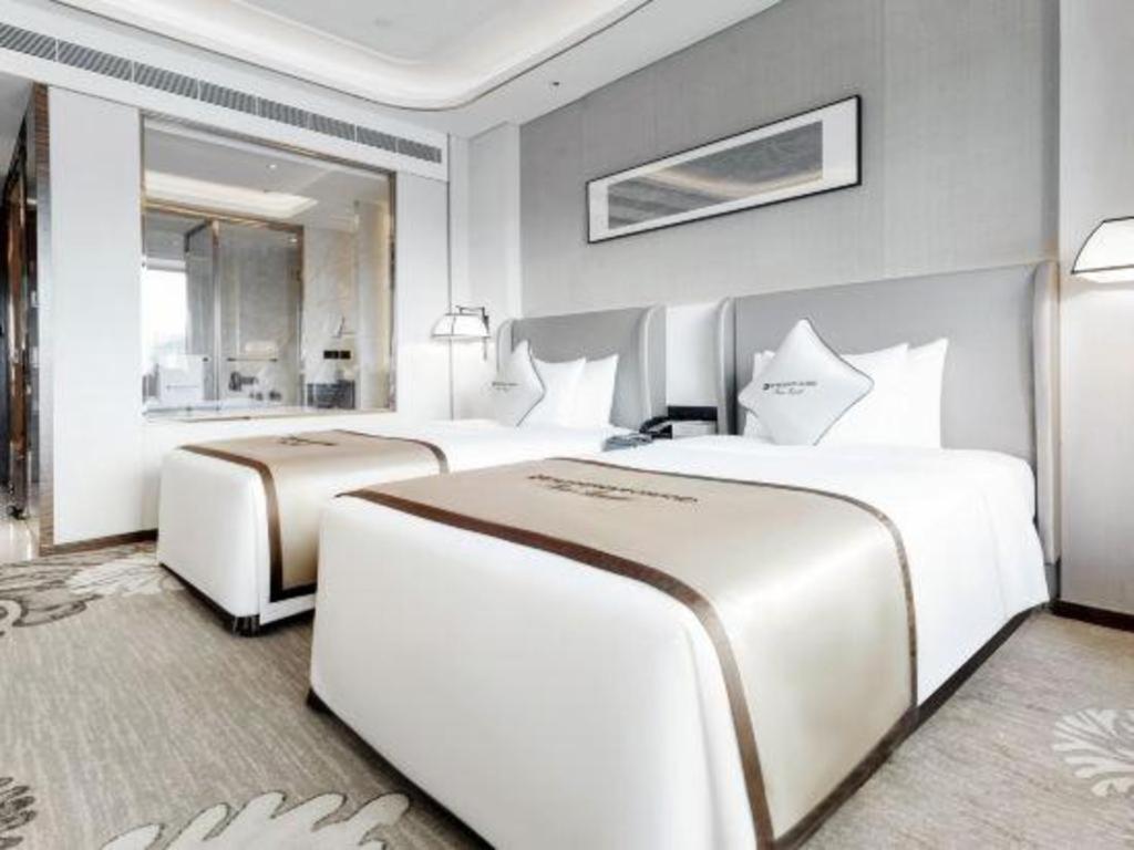 วินด์แฮม แกรนด์ พลาซา รอยัล หัวยู ฉงชิง Hotel ฉงชิ่ง ภายนอก รูปภาพ