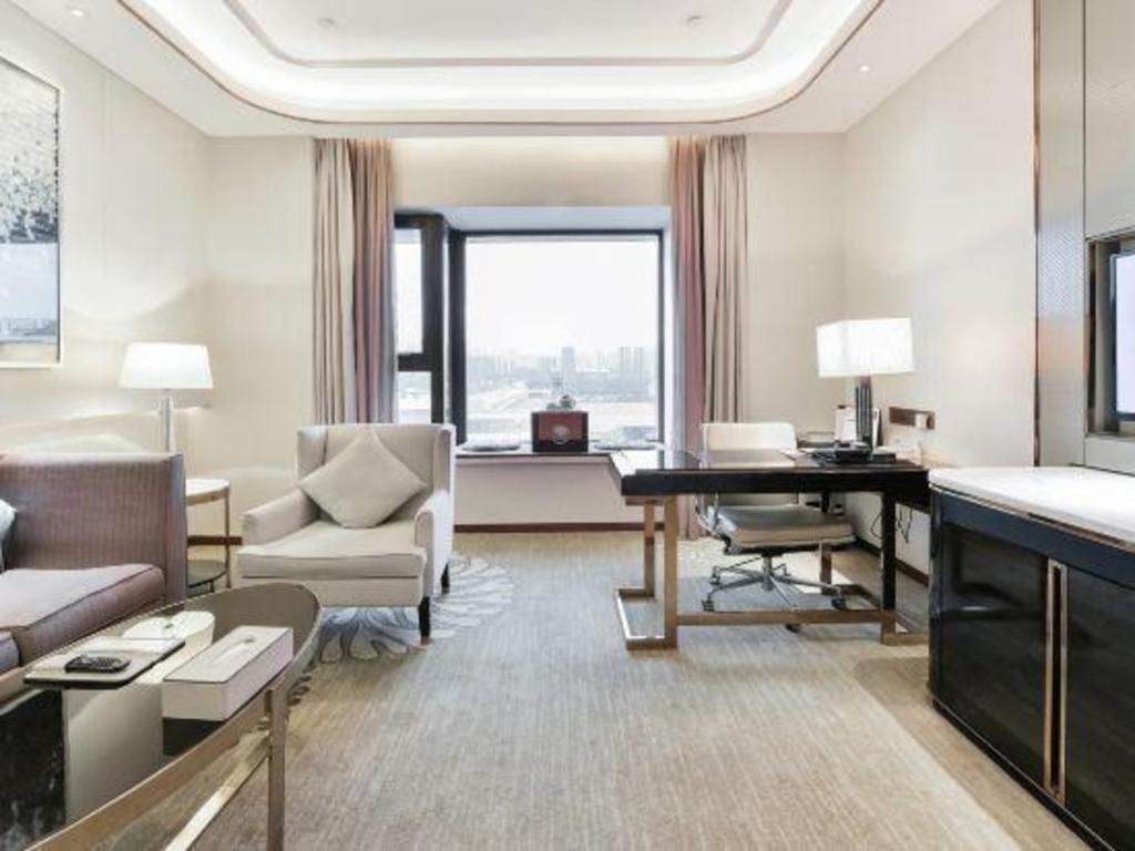วินด์แฮม แกรนด์ พลาซา รอยัล หัวยู ฉงชิง Hotel ฉงชิ่ง ภายนอก รูปภาพ