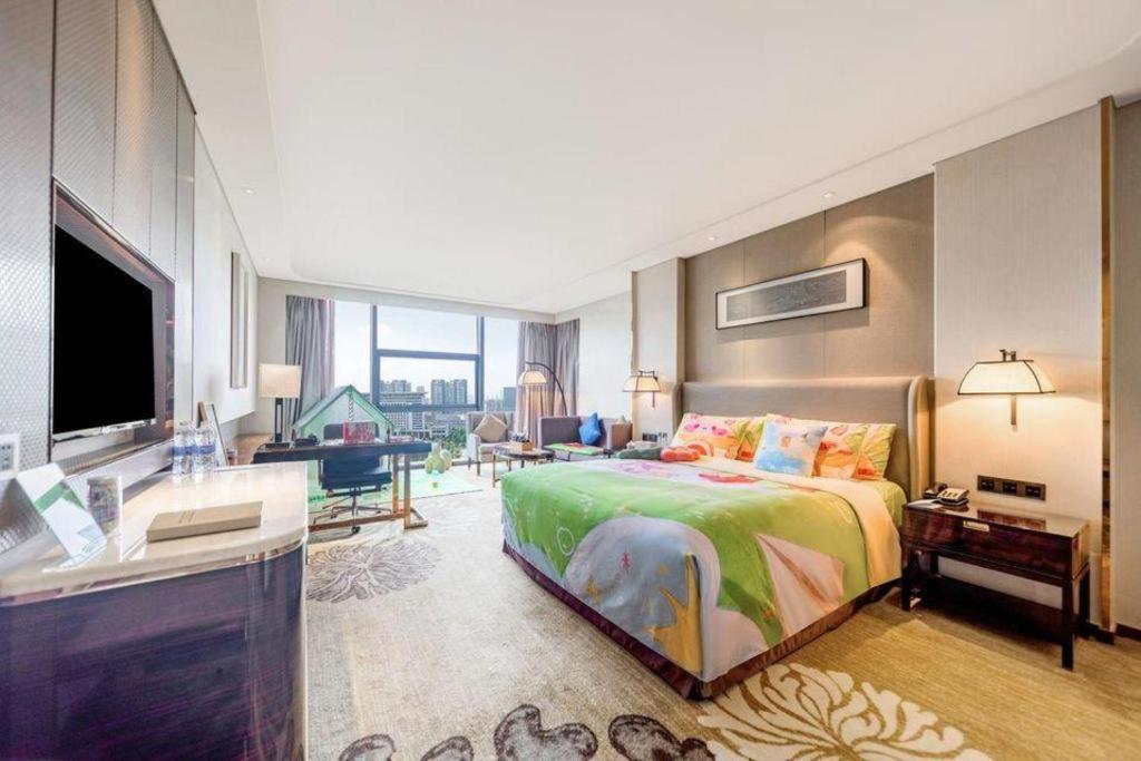 วินด์แฮม แกรนด์ พลาซา รอยัล หัวยู ฉงชิง Hotel ฉงชิ่ง ภายนอก รูปภาพ